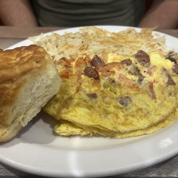 Daisy Mae’s - Cajun Omelet - Breakfast & Brunch Near Me - New Orleans, Louisiana Daisy Mae’s - Cajun Omelet - Breakfast & Brunch Near Me - New Orleans, Louisiana