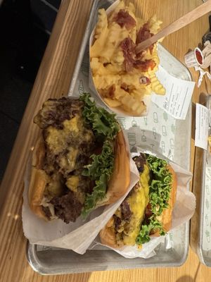 Shake Shack South Beach Miami by null