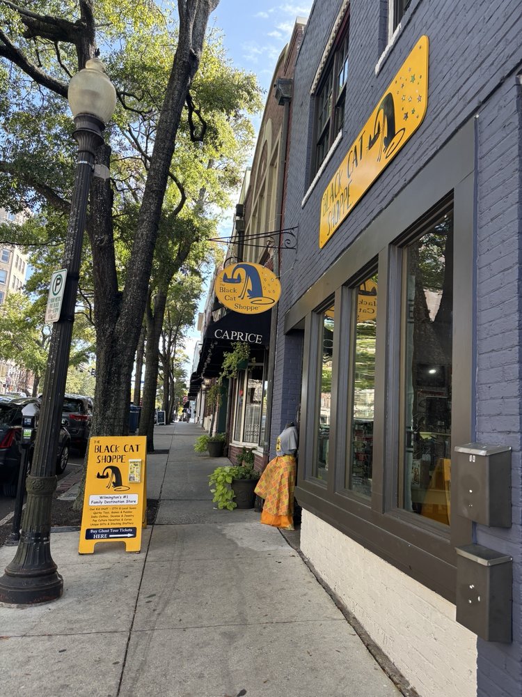 The Black Cat Shoppe