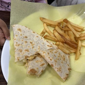 La Central Taqueria - Kids menu chicken quesadillas with fries - Mexican Near Me - Bonney Lake, Washington La Central Taqueria - Kids menu chicken quesadillas with fries - Mexican Near Me - Bonney Lake, Washington