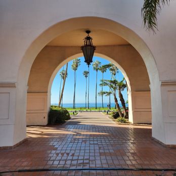 Hilton Santa Barbara Beachfront Resort - Hotels Near Me - Santa Barbara, California