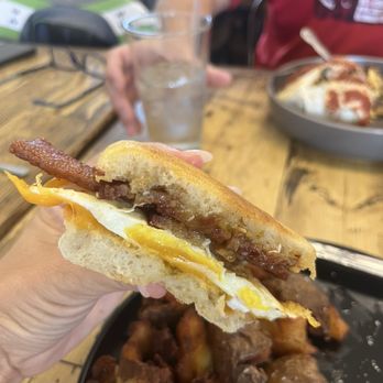 Scratch - Jalapeño Bacon Jam Sammy - Breakfast & Brunch Near Me - Independence, Ohio
