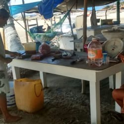 Pescaderia Doña Irais - Pescadería en la bahía