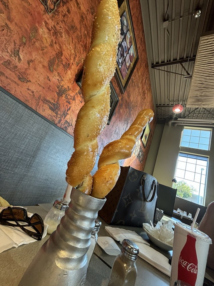 THE PIZZA FACTORY PINEVIEW Updated September 2024 42 Photos & 78