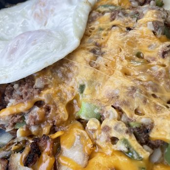 Broken Yolk Cafe - Hash skillet - American Near Me - Corona, California Broken Yolk Cafe - Hash skillet - American Near Me - Corona, California