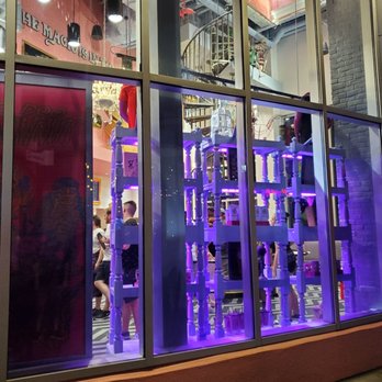 Voodoo Doughnut - Exterior - Bakeries Near Me - Orlando, Florida
