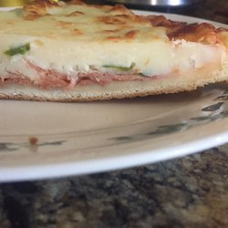 North End Pizzeria - The cheesiest and most generous pizza of life.