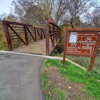 Los Alamitos Creek Trail - Pfeiffer park/bridge - Hiking Near Me - San Jose, California Los Alamitos Creek Trail - Pfeiffer park/bridge - Hiking Near Me - San Jose, California