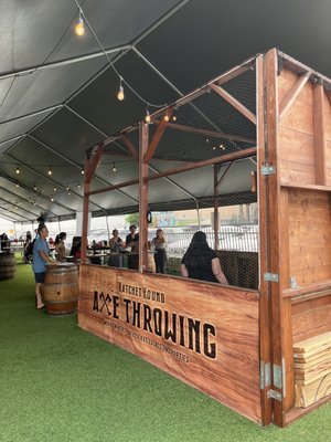 Hatchet Hound by null