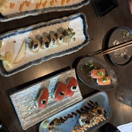 Volcano Roll, Manhattan Roll, Inari Roll, Tomato Nigiri, No-Tuna Nigiri