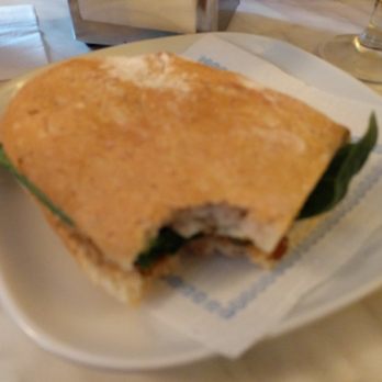 El Casal - caprese sandwich - Cafeteria Near Me - Barcelona, B