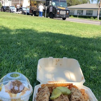 Lettuce Feast - Vegan wings with a vegan pie! - Food Trucks Near Me Lettuce Feast - Vegan wings with a vegan pie! - Food Trucks Near Me