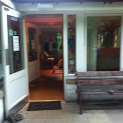Morag's Lodge - Front door