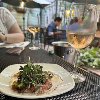 Orleans Grapevine Wine Bar and Bistro