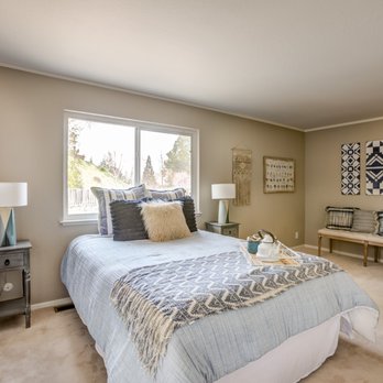 AJ Cohen - Cozy Master Bedroom - Sold! - Real Estate Agents Near Me - Danville, California AJ Cohen - Cozy Master Bedroom - Sold! - Real Estate Agents Near Me - Danville, California