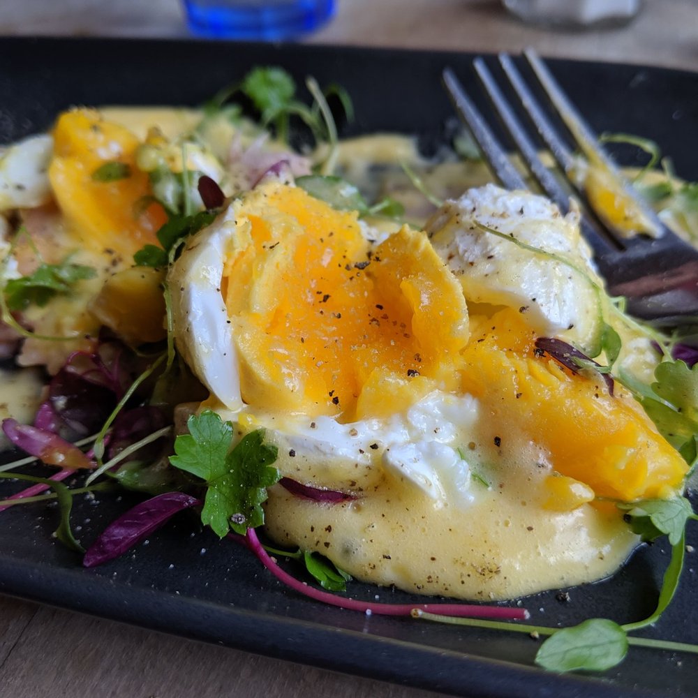 Chamomile - Poached eggs - Coffee & Tea Near Me - London, XGL