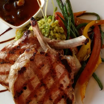 Amber Lantern Restaurant - Seafood Near Me - Chesapeake, Virginia Amber Lantern Restaurant - Seafood Near Me - Chesapeake, Virginia