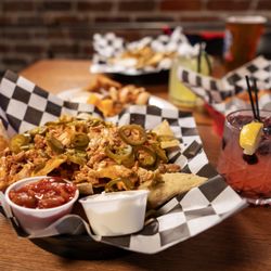 Hattiesburgers and Blues - Chicken nachos and a Blueberry Lemonade