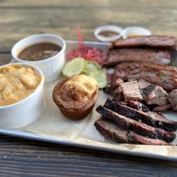 Capelo's Barbecue - 2 Meat Plate Mac N Cheese Pork Ribs Beef Brisket Baked Beans