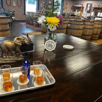 Barrel House STL - Whiskey Bars Near Me - Manchester, Missouri