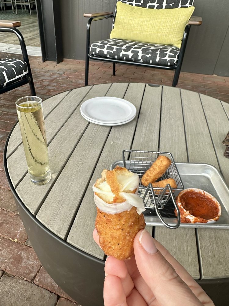 Streetcar Bar + Bites