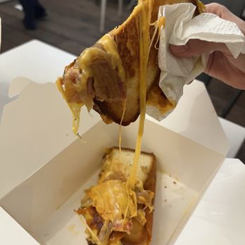 Aloha Melt Waikiki - Sandwiches Near Me - Honolulu, Hawaii Aloha Melt Waikiki - Sandwiches Near Me - Honolulu, Hawaii