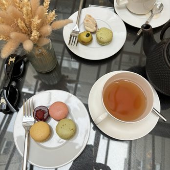 Hôtel le A - Hotel le A tea time - Hotels Near Me - Paris, 75