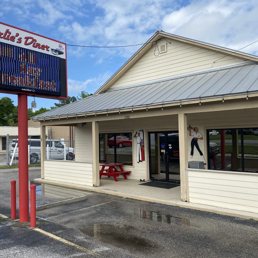 Charlie's Diner - Charlie's Dinner on Philips HWY next to the NAPA Auto Parts. A good amount of parking. And some out door seating. - Diners Near Me - Jacksonville, Florida
