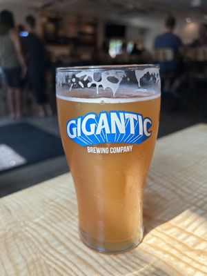 Gigantic Brewing Hawthorne Pub by null