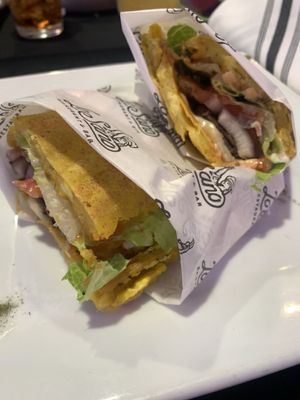 Lo Sano Restaurant & Bar by null