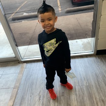 Mr Krispys Barbershop - Mohawk with taper - Barbers Near Me - Tulsa, Oklahoma
