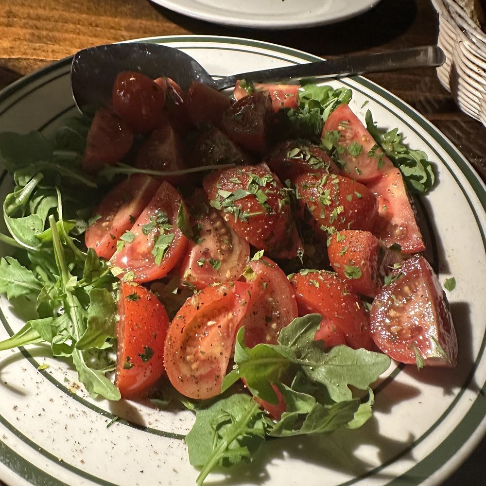 IL Brigante - Insalata Di Pomodori - Italian Near Me - New York, New York