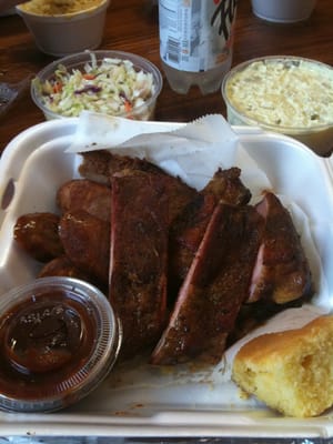 Lazybones Smokehouse by null