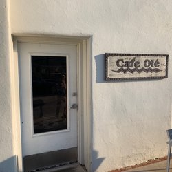 Cafe Olé - Exterior