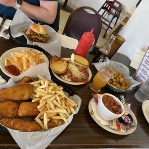 Bruno’s Country Club on Yelp