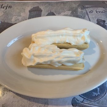 U Janů - Special Czech dessert that tasted like sweet cookie with cream - Cafes Near Me - Karlštejn, ST