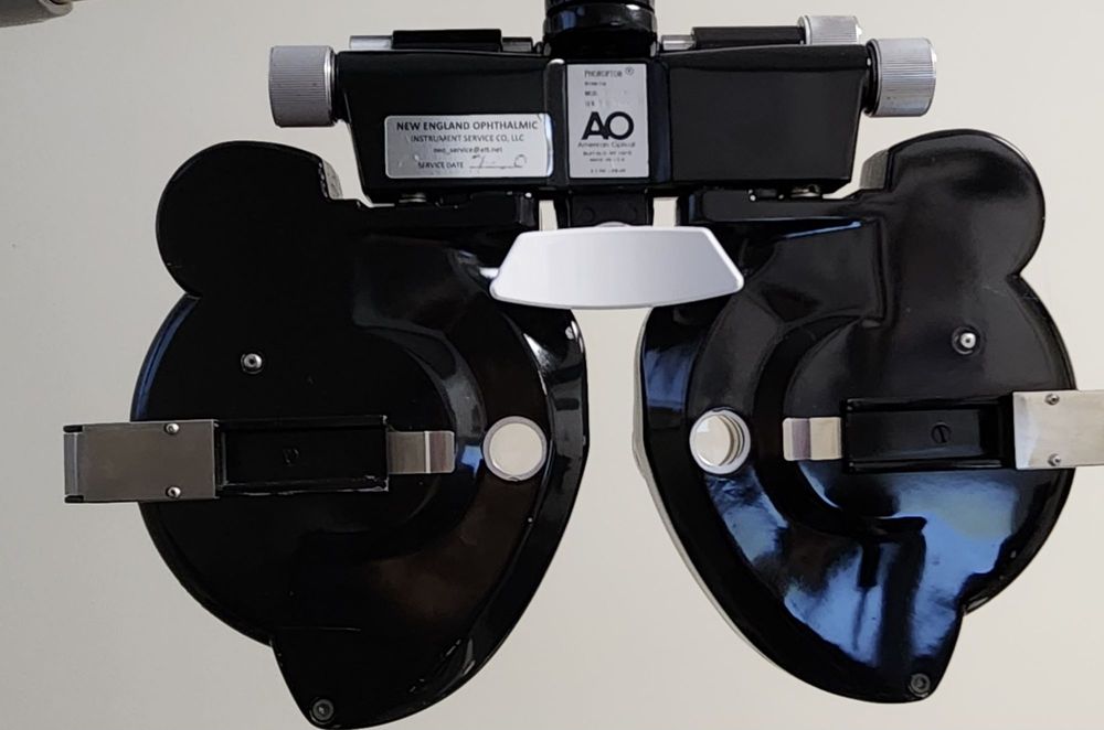 SOLINSKY EYE CARE Updated May 2024 18 Photos 30 W Avon Rd, Avon