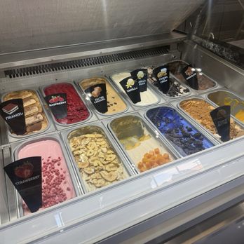 Daily Drip Coffee & Desserts - Coffee & Tea Near Me - Glendale, Arizona