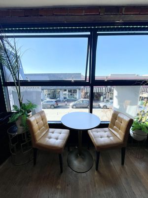 Bentley's Cocktail Bar & Lounge by null