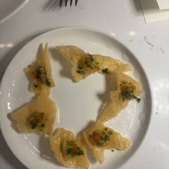 Maeva - Salmon Crisps 8/10 - Cafes Near Me - Gilbert, Arizona