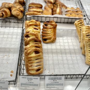 Tous Les Jours - Pastry options at 5 pm - Coffee & Tea Near Me - Midvale, Utah Tous Les Jours - Pastry options at 5 pm - Coffee & Tea Near Me - Midvale, Utah