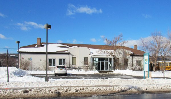 Sarah Lawrence College Center for the Urban River at Beczak by null