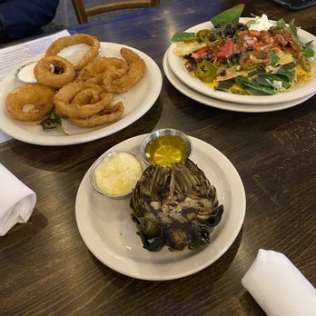 The Brewhouse - happy hour appetizers - American Near Me - Santa Barbara, California