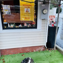 Lola's Coffee And More