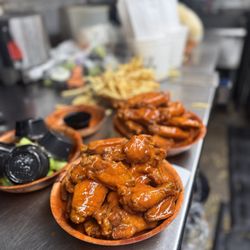 Duff's Famous Wings