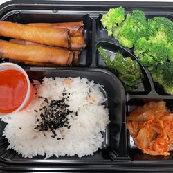 Tapioca Express - Korean kimchi, very tasty Taiwanese popcon chicken, and seaweed salad