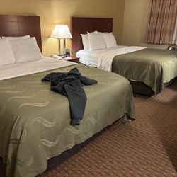Quality Inn & Suites Davenport Near I-80
