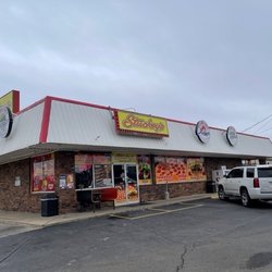 Stuckey’s - Exterior - Stuckey's of Sallisaw, OK
