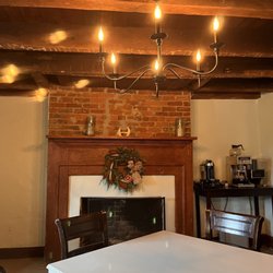 The Crossroads Inn