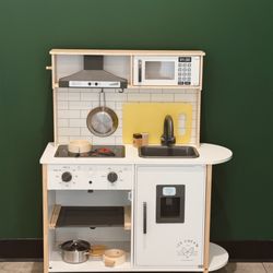 Cornerstone Dental Lounge - Kids corner